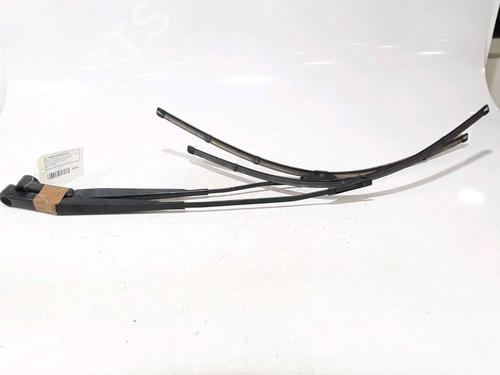 Used Front windshield wiper arm CITROËN C4 Grand Picasso I (UA_) 1.6 HDi (109 hp) 25202653