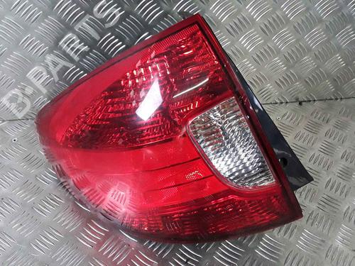 Used Left taillight KIA RIO I Saloon (DC_) 1.3 (82 hp) 25187591