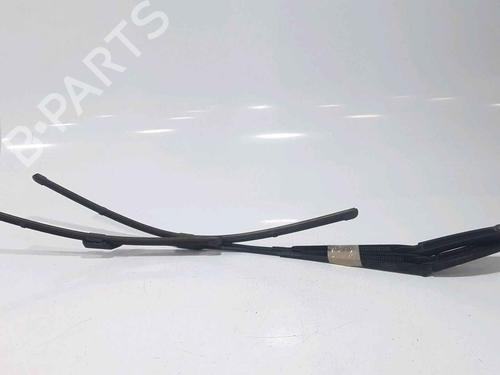 Used Front windshield wiper arm VW POLO VI (AW1, BZ1, AE1) 1.0 TSI (95 hp) 25202255