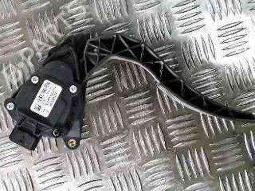 Used Pedal RENAULT CAPTUR I (J5_, H5_) 1.5 dCi 90 (J5N4, J5M5, J5MW, J5M6, J5AL, J5AJ) (90 hp) 25190261