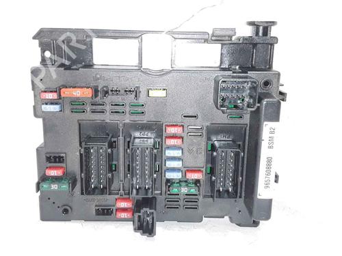 Used Fuse box PEUGEOT 206+ (2L_, 2M_) 1.4 HDi eco 70 (68 hp) 25177715
