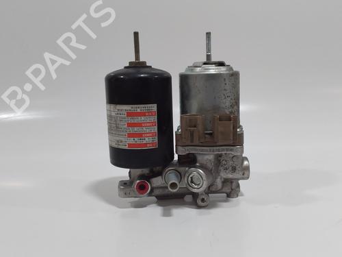 Used Servo brake Servo brake TOYOTA AURIS (_E18_) 1.8 Hybrid (ZWE186_, ZWE186R) (136 hp) 33892224 33892224