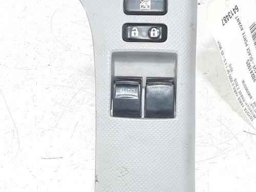 Used Switch TOYOTA YARIS (_P9_) 1.4 D-4D (NLP90_, NLP90R) (90 hp) 25186446