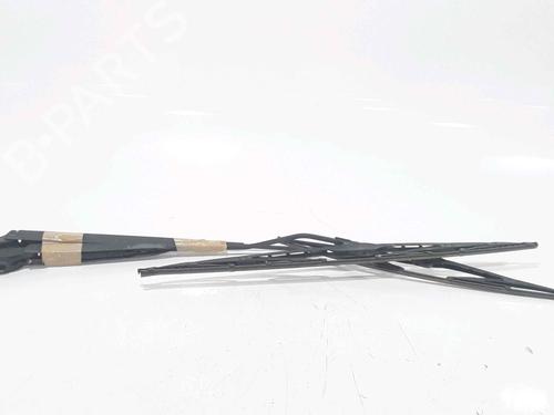 Used Front windshield wiper arm CITROËN C3 I (FC_, FN_) 1.4 HDi (68 hp) 25202612