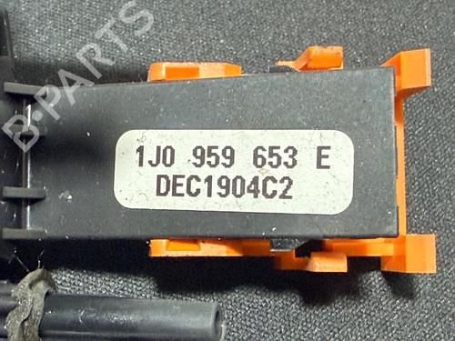 Steering column stalk SEAT LEON (1M1) 1.9 TDI | BP39108963I23 - Image 3