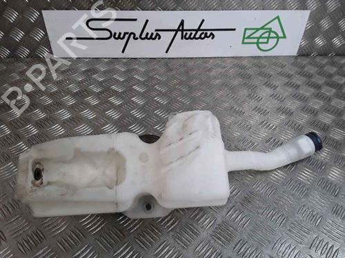 Used Windscreen washer tank FIAT 500 (312_) 1.2 (312AXA1A) (69 hp) 25201731