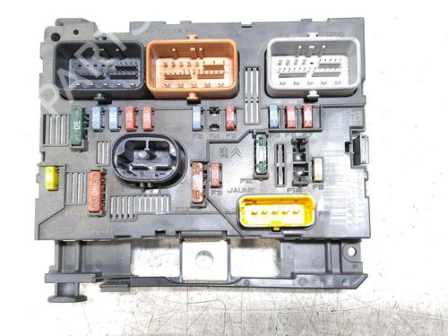 Fuse box PEUGEOT 307 Break (3E) 1.6 HDi 110 | BP37037903E1 - Image 4