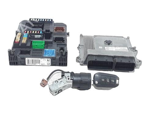 Used Electronic module Electronic module PEUGEOT 2008 I (CU_) 1.2 THP 110 / PureTech 110 (110 hp) 33917608 33917608