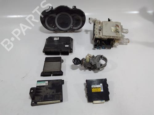 Used Electronic module Electronic module TOYOTA RAV 4 III (_A3_) 2.2 D 4WD (ALA30_, ALA30R) (136 hp) 33917663 33917663