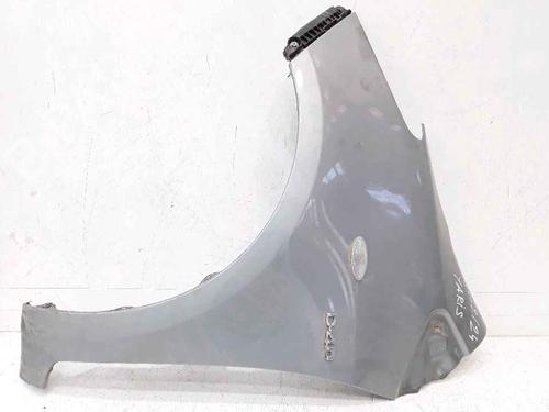 Forskærm venstre TOYOTA YARIS (_P9_) 1.4 D-4D (NLP90_, NLP90R) (90 hp) 25181894