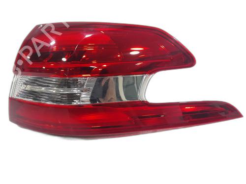 Used Right taillight PEUGEOT 308 SW II (LC_, LJ_, LR_, LX_, L4_) 1.2 THP 130 (131 hp) 28284549