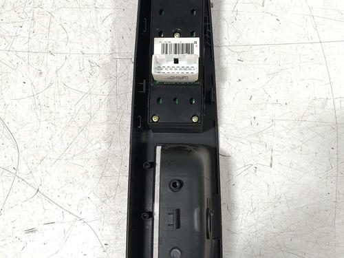 Switch KIA CEE'D Hatchback (ED) 1.6 CRDi 115 | BP36206917I30 - Image 2