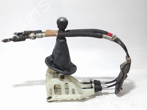 Used Gear lever TOYOTA URBAN CRUISER (_P1_) 1.4 D-4D (NLP110_, NLP110R) (90 hp) 29984724