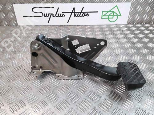 Used Break pedal VW UP! (121, 122, BL1, BL2, BL3, 123) 1.0 (75 hp) 25190367