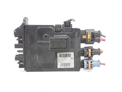 fuse-box-renault-megane-iii-hatchback-bz01_-b3_-2008-35716829 main image