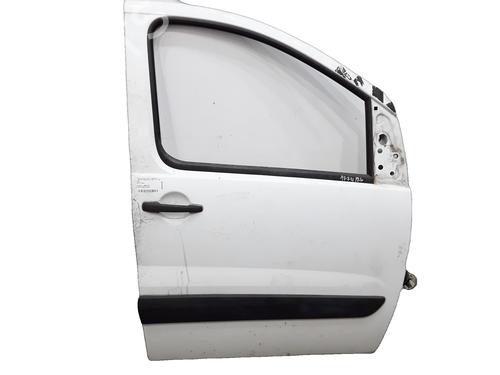 Used Right front door Right front door PEUGEOT EXPERT Van (VF3A_, VF3U_, VF3X_) 1.6 HDi 90 16V (90 hp) 40283752 40283752