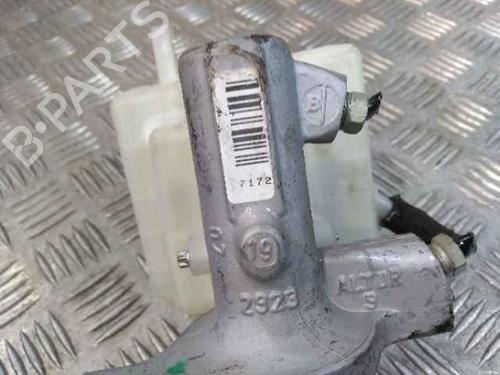 Brake master cylinder BMW 5 (E60) 520 d | BP25165585M77 