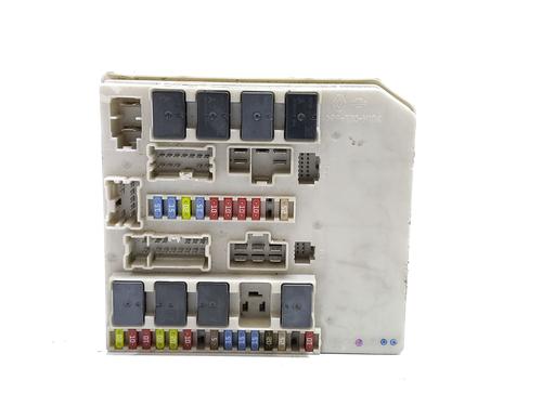 Used Fuse box Fuse box 36816735 36816735