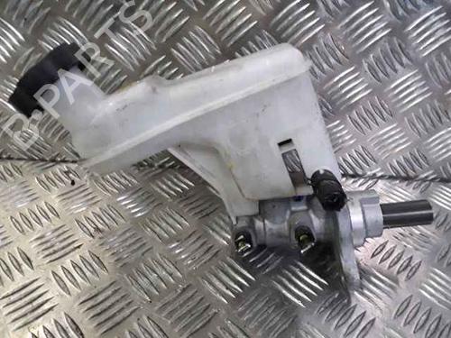 Used Brake master cylinder HYUNDAI ix35 (LM, EL, ELH) 1.7 CRDi (116 hp) 25163006