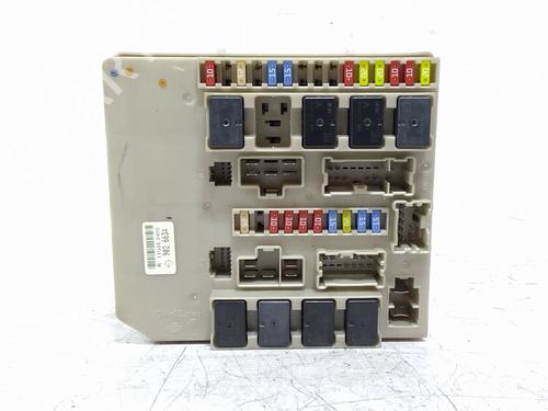 fuse-box-renault-clio-iii-br01-cr01-2005-2006-2007-2008-2009-2010-2011-2012-2013-2014-39731685 main image