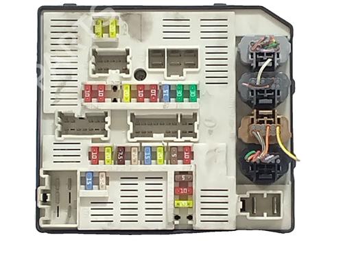 Fuse box RENAULT MEGANE III Hatchback (BZ0/1_, B3_) 1.5 dCi (BZ09, BZ0D, BZ1W, BZ29, BZ14) | BP37410644E1 - Image 4
