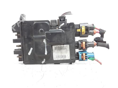 Sicherungskasten für Sicherungskasten RENAULT SCÉNIC III (JZ0/1_) 1.9 dCi (JZ0J, JZ1J, JZ1K, JZ1S) (131 hp) 33726859 33726859