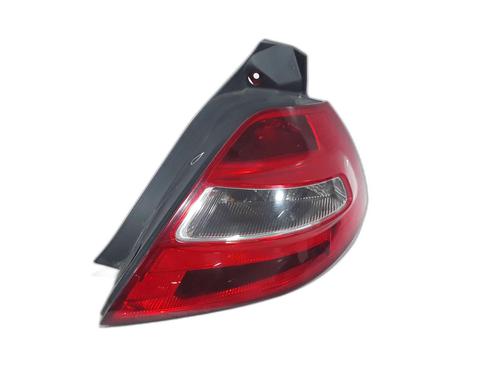 right-taillight-renault-megane-ii-bm01_-cm01_-2001-2002-2003-2004-2005-2006-2007-2008-2009-2010-2011-2012-30473059 main image