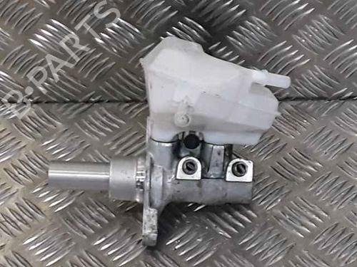 Used Brake master cylinder PEUGEOT 308 II (LB_, LP_, LW_, LH_, L3_) 1.2 THP 130 (131 hp) 25163682