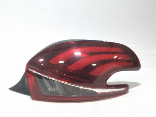 Højre baglygte PEUGEOT 208 I (CA_, CC_) 1.2 VTi 68 / PureTech 68 (68 hp) 29901140