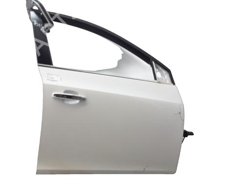 Dør høyre foran Dør høyre foran CHEVROLET CRUZE Hatchback (J305) 1.7 D (131 hp) 36207046 36207046