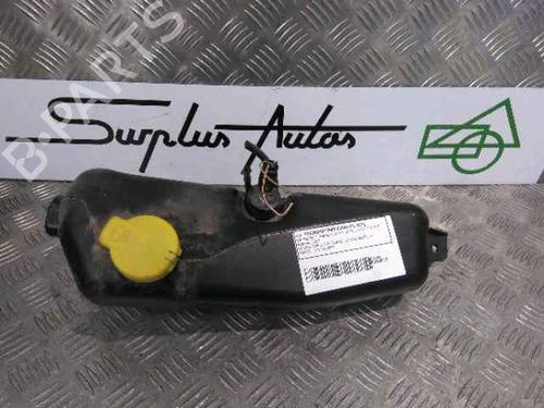 Used Windscreen washer tank DACIA SANDERO II 1.5 Blue dCi 95 (B8JL) (95 hp) 25201726