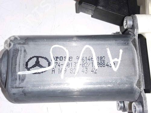 Front left window mechanism MERCEDES-BENZ A-CLASS (W169) A 180 CDI (169.007, 169.307) | BP25186306C22 