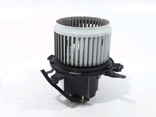 Used Heater blower motor PEUGEOT 3008 II SUV (MC_, MR_, MJ_, M4_) 1.6 THP 165 (M45GYW, M45GZW, M45GYV) (165 hp) 25185136