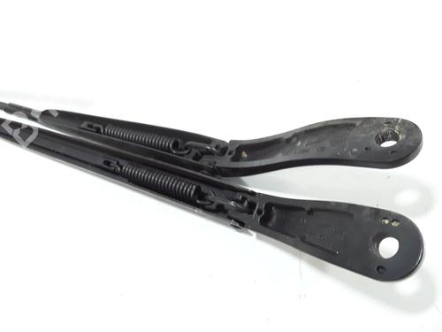 Front windshield wiper arm DS DS 3 (SA_) 1.2 THP 110 / PureTech 110 (SAHNPS, SAHNZ6, SAHNZT) | BP26903469C143