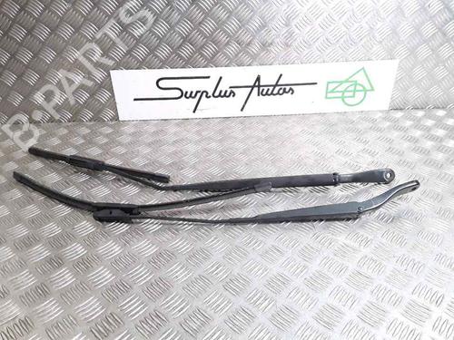 Used Front windshield wiper arm RENAULT MEGANE III Hatchback (BZ0/1_, B3_) 1.5 dCi (BZ09, BZ0D, BZ1W, BZ29, BZ14) (110 hp) 25202626