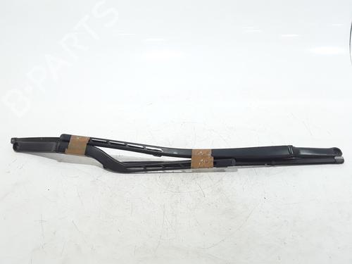 Used Front windshield wiper arm AUDI A3 (8P1) 1.6 TDI (105 hp) 25202351