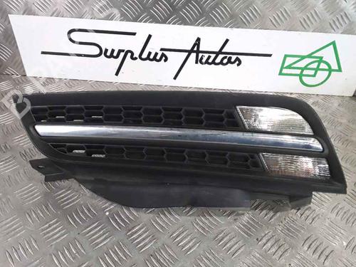 Used Grille NISSAN MICRA III (K12) 1.4 16V (88 hp) 25167315