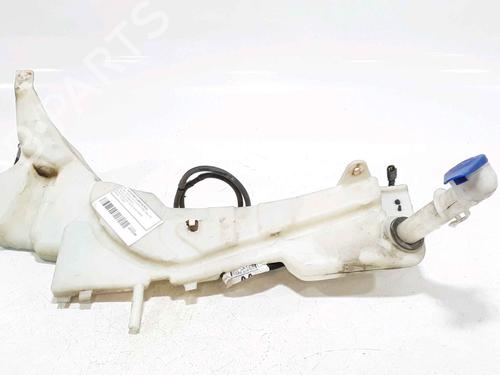 Used Windscreen washer tank FORD KUGA I 2.0 TDCi (136 hp) 25201856