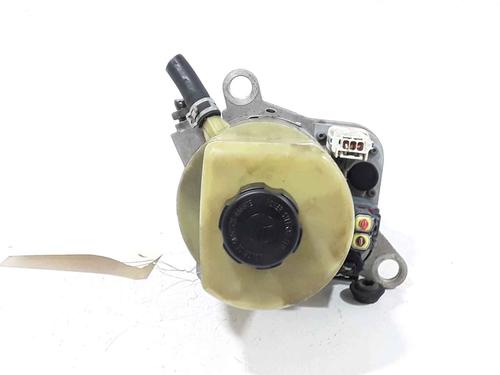 Used Steering pump FORD FOCUS II (DA_, HCP, DP) [2004-2013]  25174695