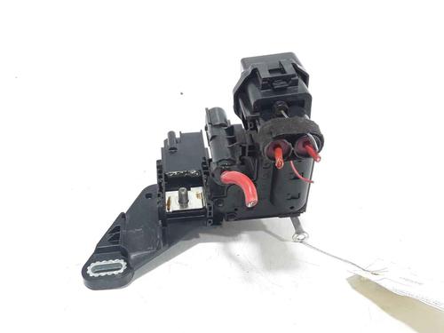 Used Fuse box BMW 1 (F20) 118 d (150 hp) 25179398