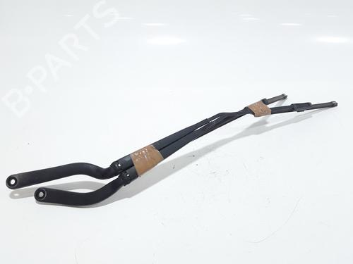 Used Front windshield wiper arm RENAULT TWINGO III (BCM_, BCA_) 0.9 TCe 95 (92 hp) 25202810