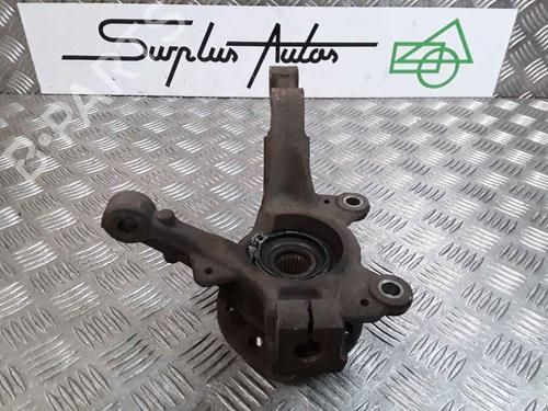 Used Left front steering knuckle RENAULT CLIO III (BR0/1, CR0/1) 1.2 16V (BR02, BR0J, BR11, CR02, CR0J, CR11) (75 hp) 25196233