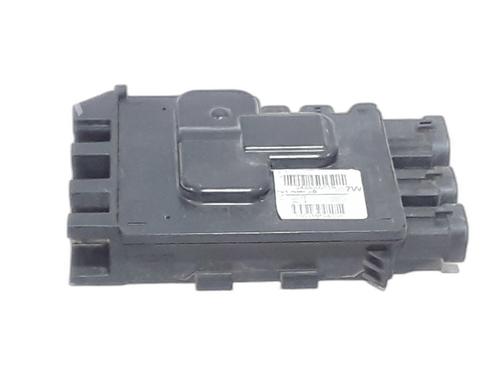 Used Fuse box RENAULT MEGANE III Hatchback (BZ0/1_, B3_) 1.5 dCi (86 hp) 30521257