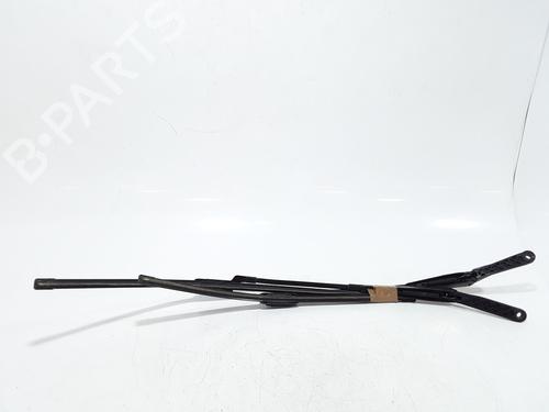 Used Front windshield wiper arm PEUGEOT 308 I (4A_, 4C_) 1.6 HDi (109 hp) 25202856
