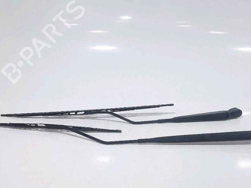 Used Front windshield wiper arm CITROËN C3 I (FC_, FN_) 1.4 HDi (68 hp) 25202557