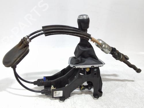 Palanca de cambios RENAULT CLIO V (B7_) 1.0 TCe 90 (B7MT) (91 hp) 31663940