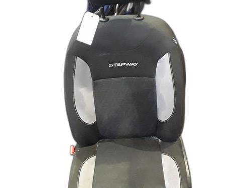 Stoel links voor DACIA SANDERO II 1.5 dCi (90 hp) 30264981