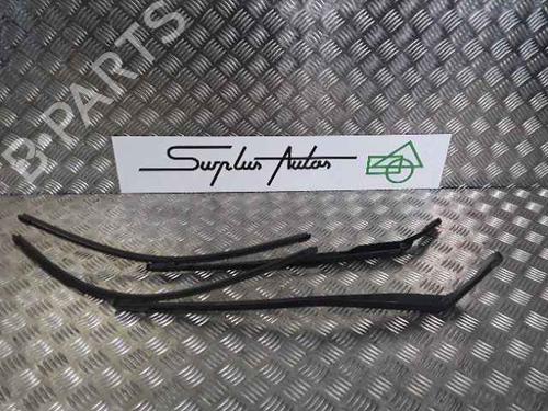 Used Front windshield wiper arm CITROËN C4 I (LC_) 1.6 HDi (109 hp) 25201876