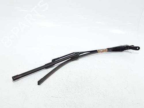 Front windshield wiper arm PEUGEOT 208 I (CA_, CC_) 1.2 VTi 68 / PureTech 68 | BP25202353C143 