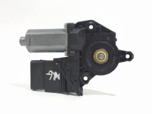 Used Left rear window motor Left rear window motor VW GOLF VI (5K1) 1.6 TDI (105 hp) 34572133 34572133